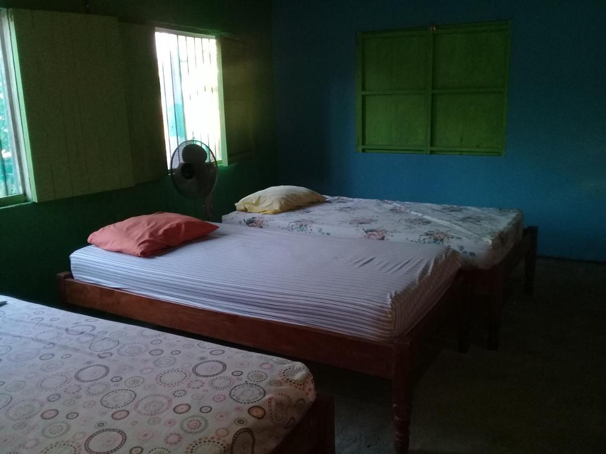 Hostal Maria Rivas Exteriér fotografie