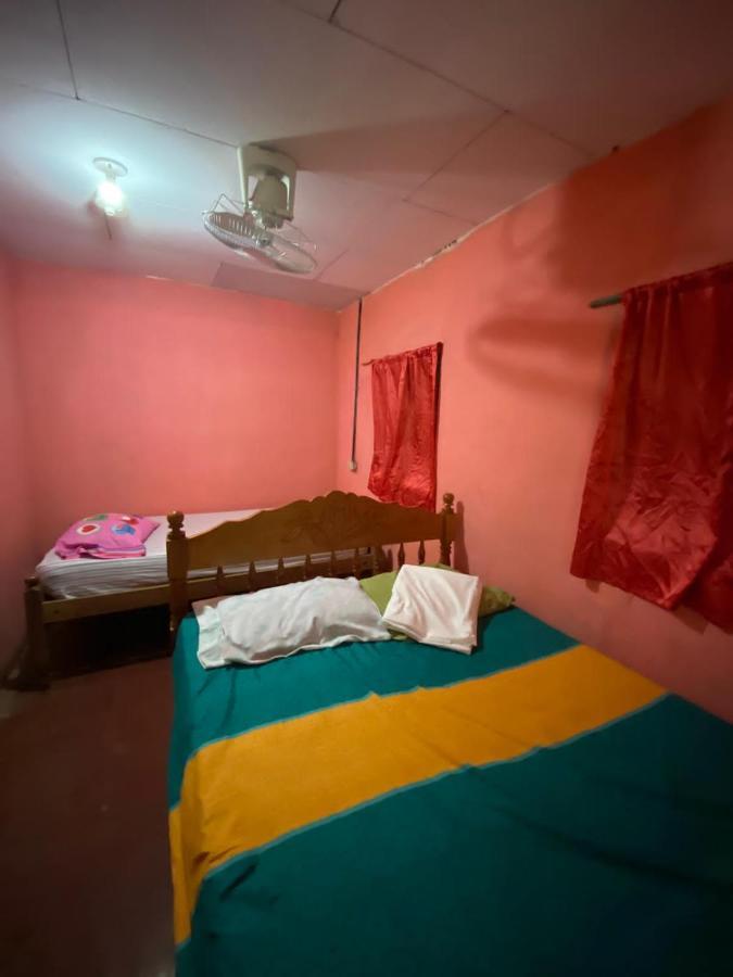 Hostal Maria Rivas Exteriér fotografie