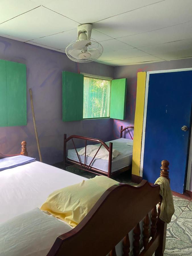 Hostal Maria Rivas Exteriér fotografie